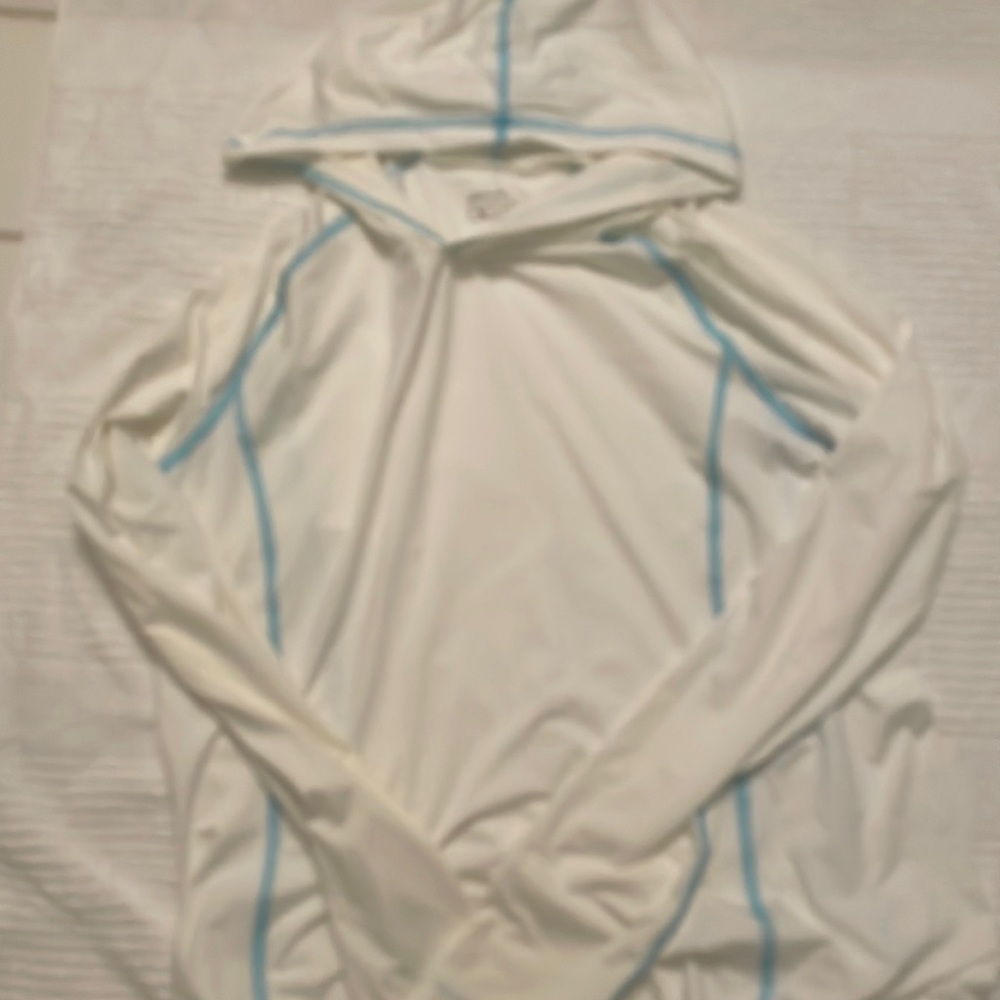 Eddie Bauer work out pull over